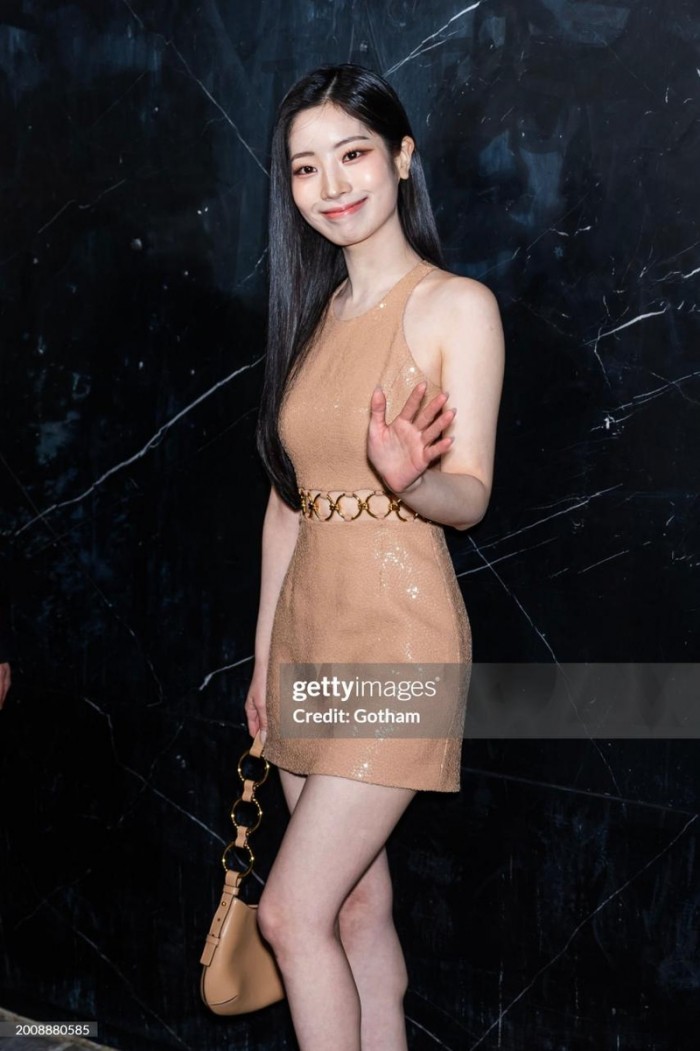 1025654653_shX0PYNH_700407f916318a563e62fea5b45c1e916331aa72.jpeg