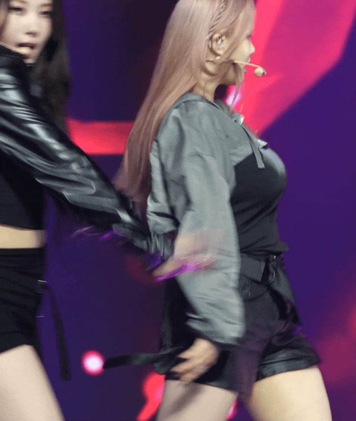 d2b320bd4a4f2933d34efc2436755c9f_1711425840_7504.gif